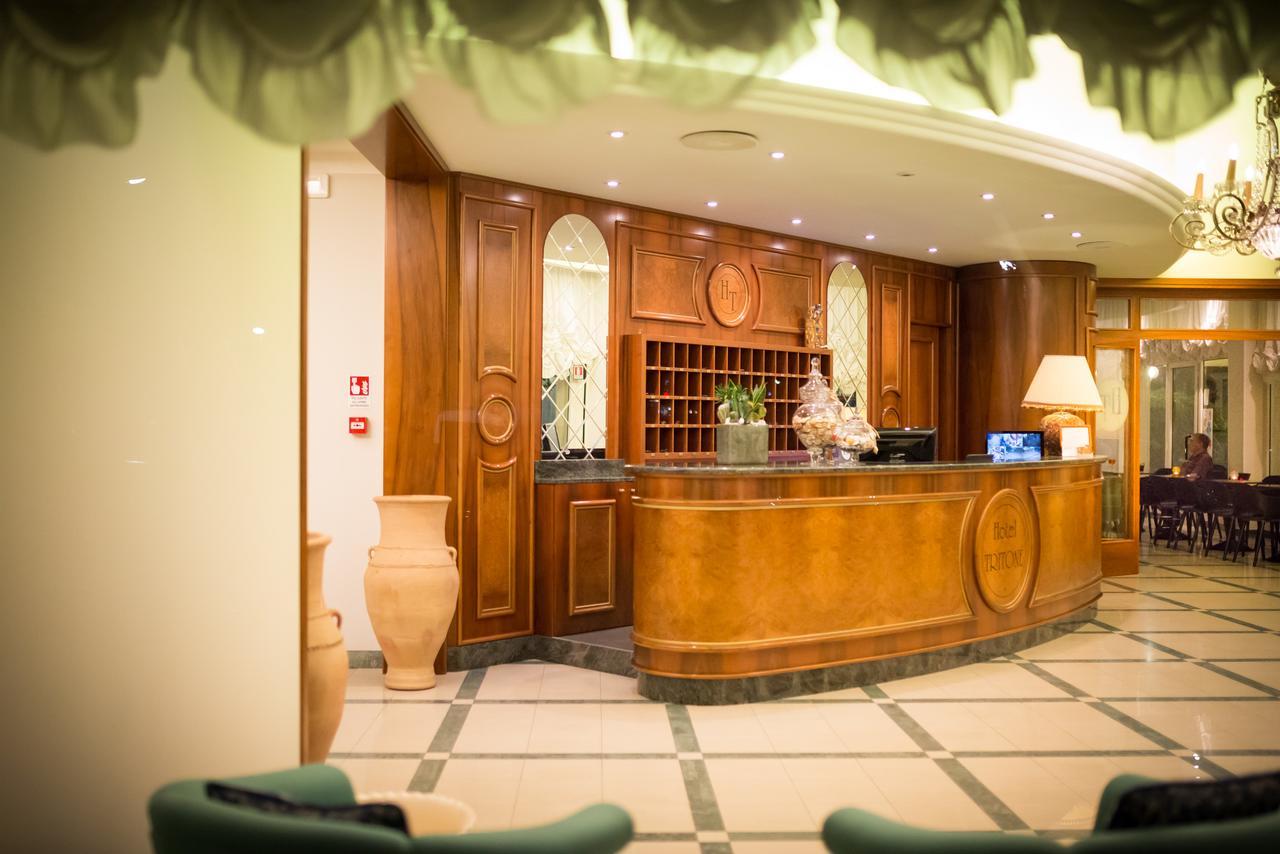 Hotel Tritone Caorle Luaran gambar