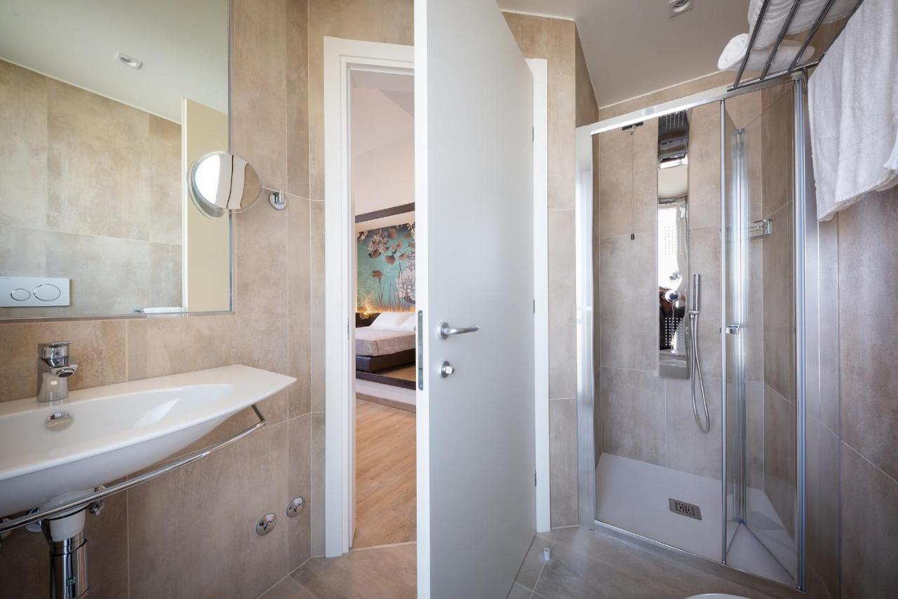 Hotel Tritone Caorle Luaran gambar